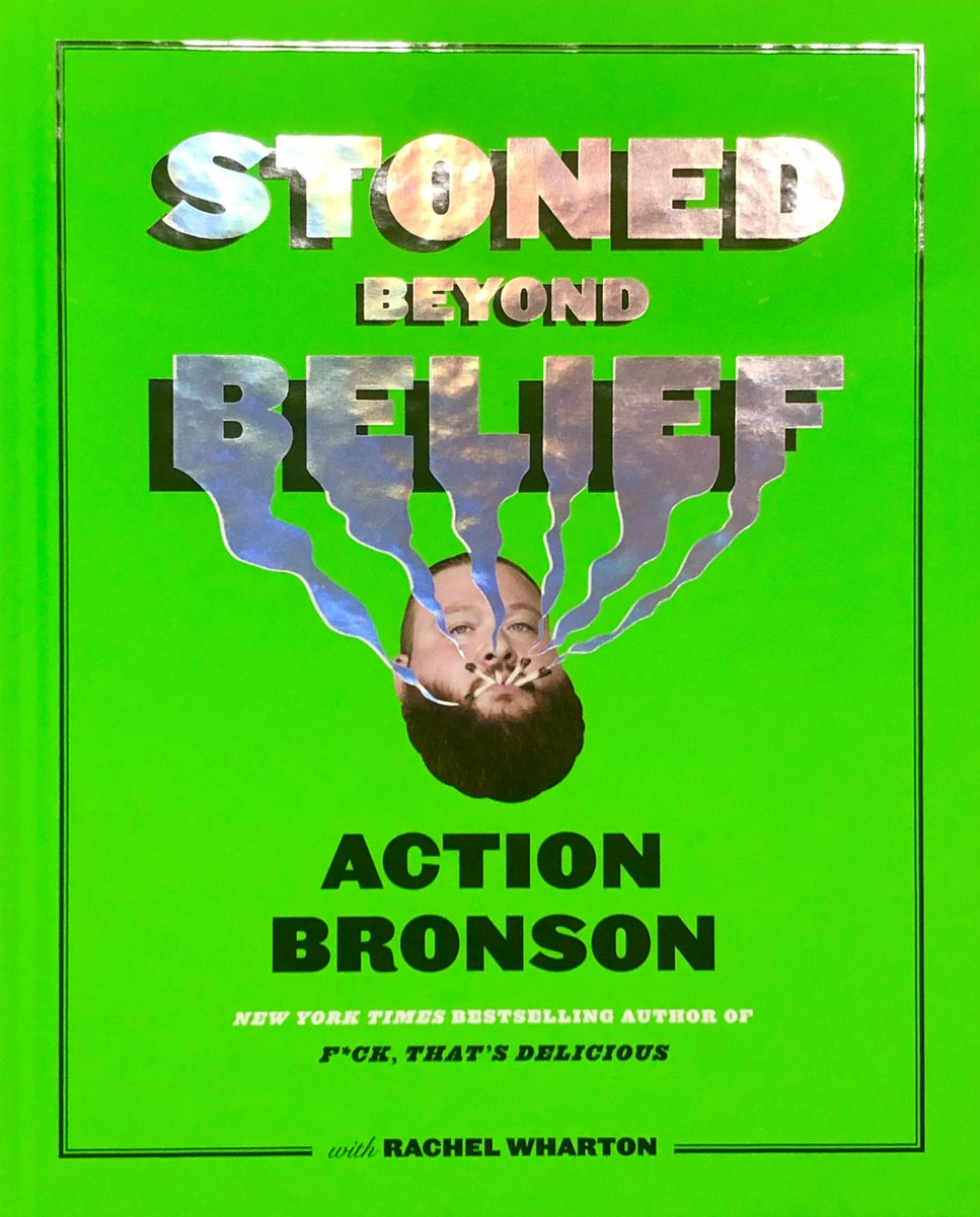 DM710_official's tweet photo. “ACTION BRONSON‘s books”

僕は当時strictly 4 my jeepsのビデオ見て彼のおちゃめなところとゴーストフェイスばりのラップにどハマり。
そこからずっとファンなんです🙋‍♂️

店頭に残り僅かとなってますので
好きもんの方にはぜひ手に取って欲しい商品です！
スメルスナイス🔥 https://t.co/b0JaG3inN8