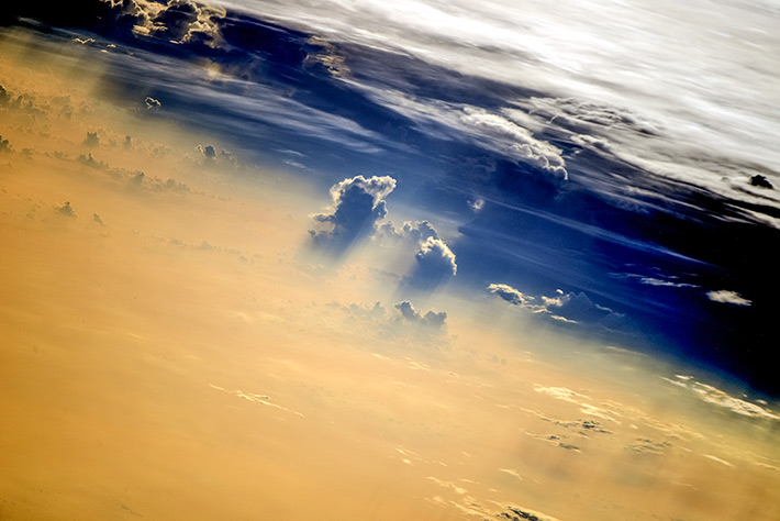 Clouds at sunset... Облака на закате…