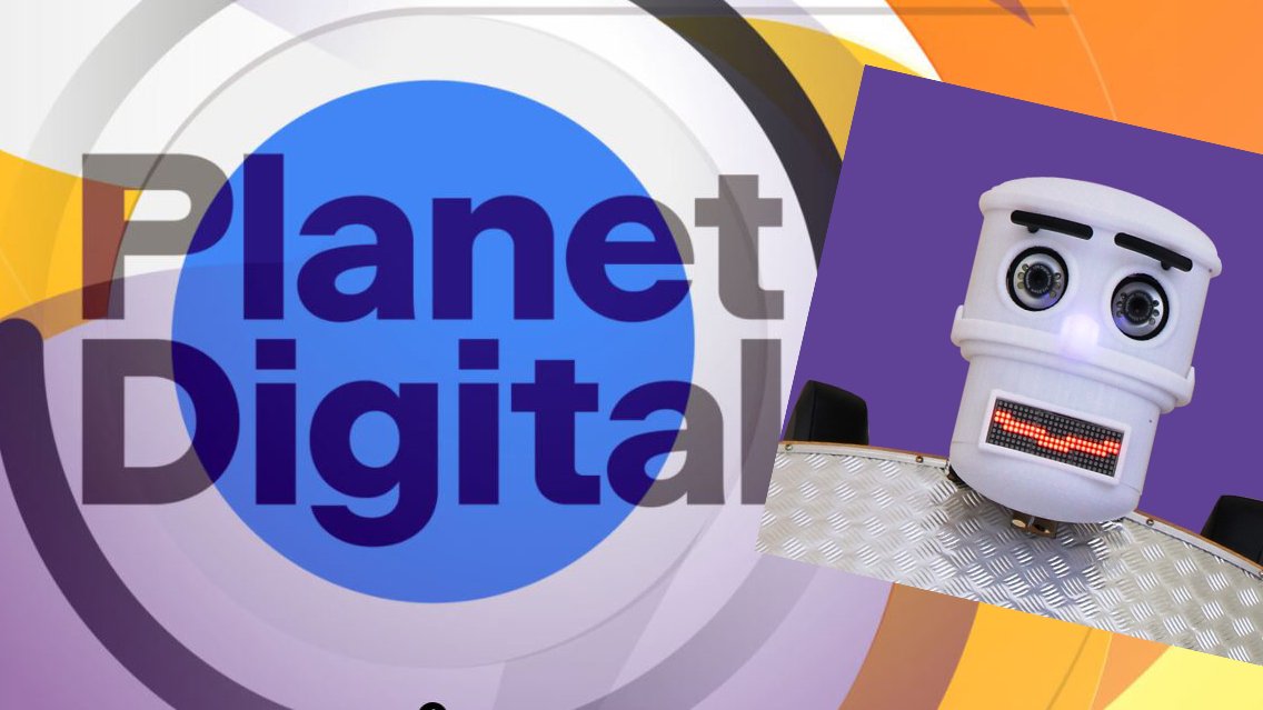 VolkerRahn's tweet photo. Unser  hessen-nassauischer #Segensroboter #BlessU2 ist auf Tour. Bis Juni ist er in  #PlanetDigital im Musuem für Gestaltung Zürich zu sehen. Er lernte extra schwitzerdütsch...   
🤖https://t.co/s5OQOZ5eS0
 @ekhn_de @PlanetD1gital @musgestaltung @UZH_ch 
#digitalekirche #ekhn https://t.co/0qC1FRFsuP