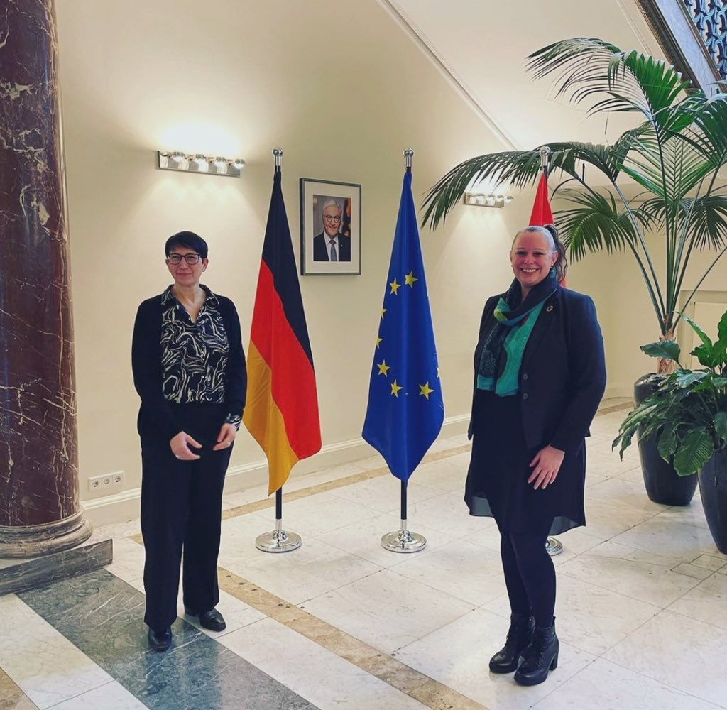 cdieschbourg_'s tweet photo. Thank you all for the warm welcome in #Berlin and a productive first meeting. I look forward to our cooperation.🇱🇺🇩🇪🇪🇺 @AnnaLuehrmann @SteffiLemke @bender_silvia https://t.co/obnzO9RR4t
