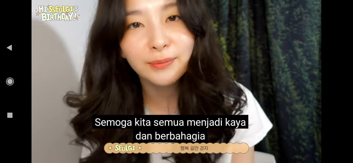 M a y l a 𝄞 tweet media