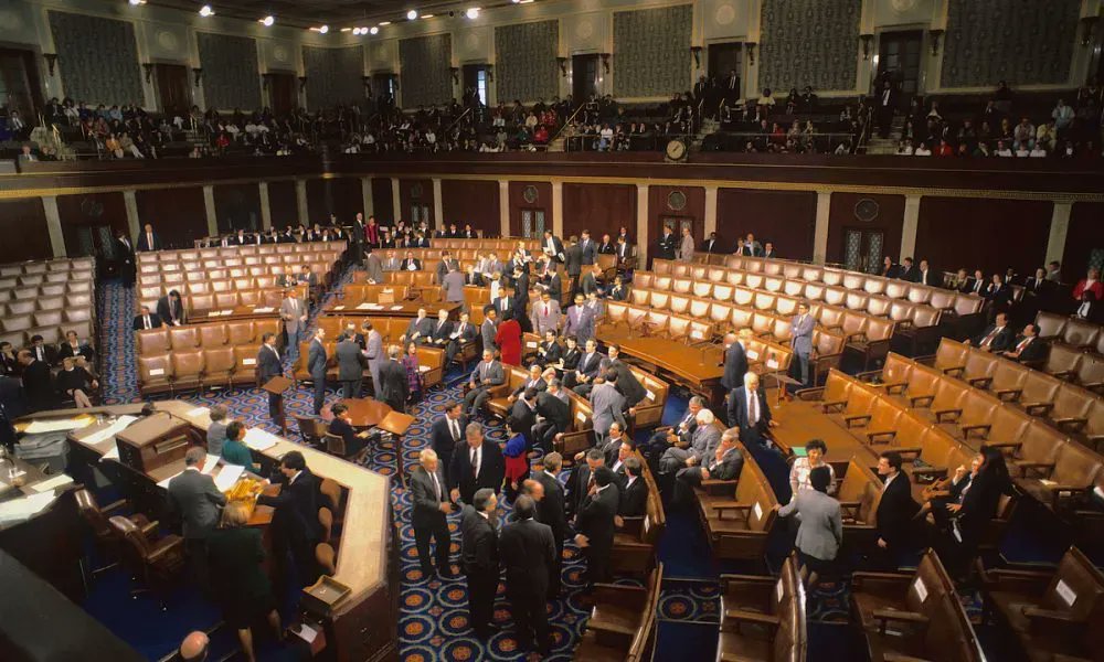 AaronCyberSec's tweet photo. House Provision Blocking Crypto Transactions Pulled - There’s been an agreement to cut out a provision in a U.S. House bill which would’ve given the Treasury Secretary the ability to block international crypto transactions, a report says https://t.co/kCknQbftKV https://t.co/MfuI16ijKY