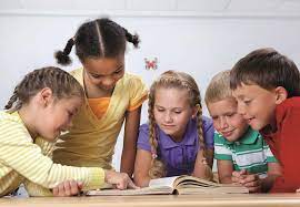BiebLekIJssel's tweet photo. Ben jij enthousiast over lezen en wil je dat overbrengen op jouw leerlingen? Dan hebben we voor jou (werkzaam in het po in #IJsselstein, #Houten of #Vijfheerenlanden) de juiste workshop! Meld je vóór 29 maart aan.
https://t.co/8QRvmVYeDf https://t.co/WZRYMfBnmI