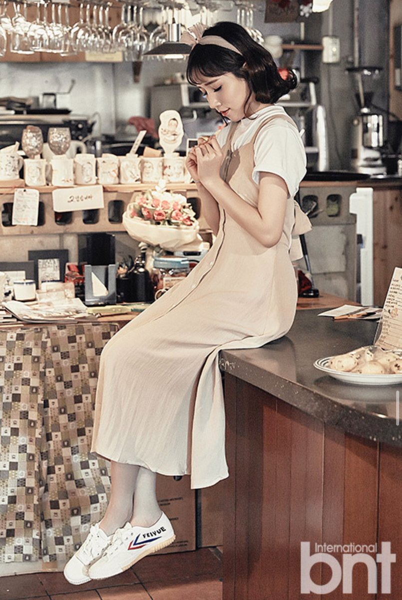 ShinJii92's tweet photo. แม่สาวร้านข้าวห่อไข่ในอดีต วันนี้แม่น้องเปิดร้านจริงๆแล้ว🥺🍛

#ParkMyungEun #박명은 #ParkJiWoo #박지우 https://t.co/Jam6Aq4uqk