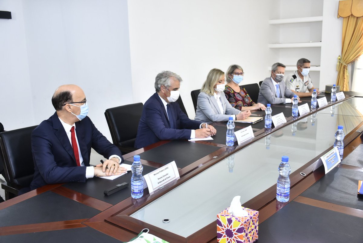 DiplomatieGabon's tweet photo. GABON - #FRANCE
Le Min. des AE @pmoubelet a reçu ce 10/02/22, 1e délégation de parlementaire français conduite par Hle @fdumasdeputee, Pdt de la Comiss. Défns. Natle et Forces Armées à @AssembleeNat.
La #volonté #partagée de poursuivre une coopération active a ponctué l'échange. https://t.co/uKVOrnGFt4