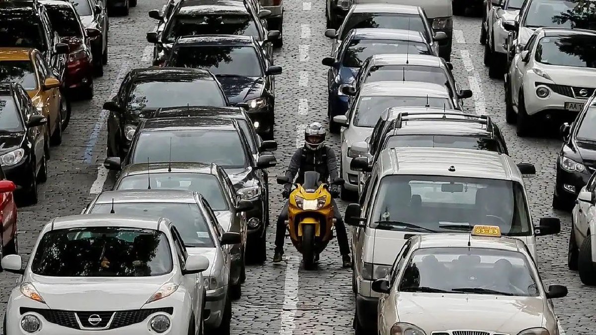 moneycontrolcom's tweet photo. Here are the world's most congested cities. 👇
#InPics📸
https://t.co/xScslO8izU
#Traffic #CongestedCities https://t.co/50fIgwLnH5