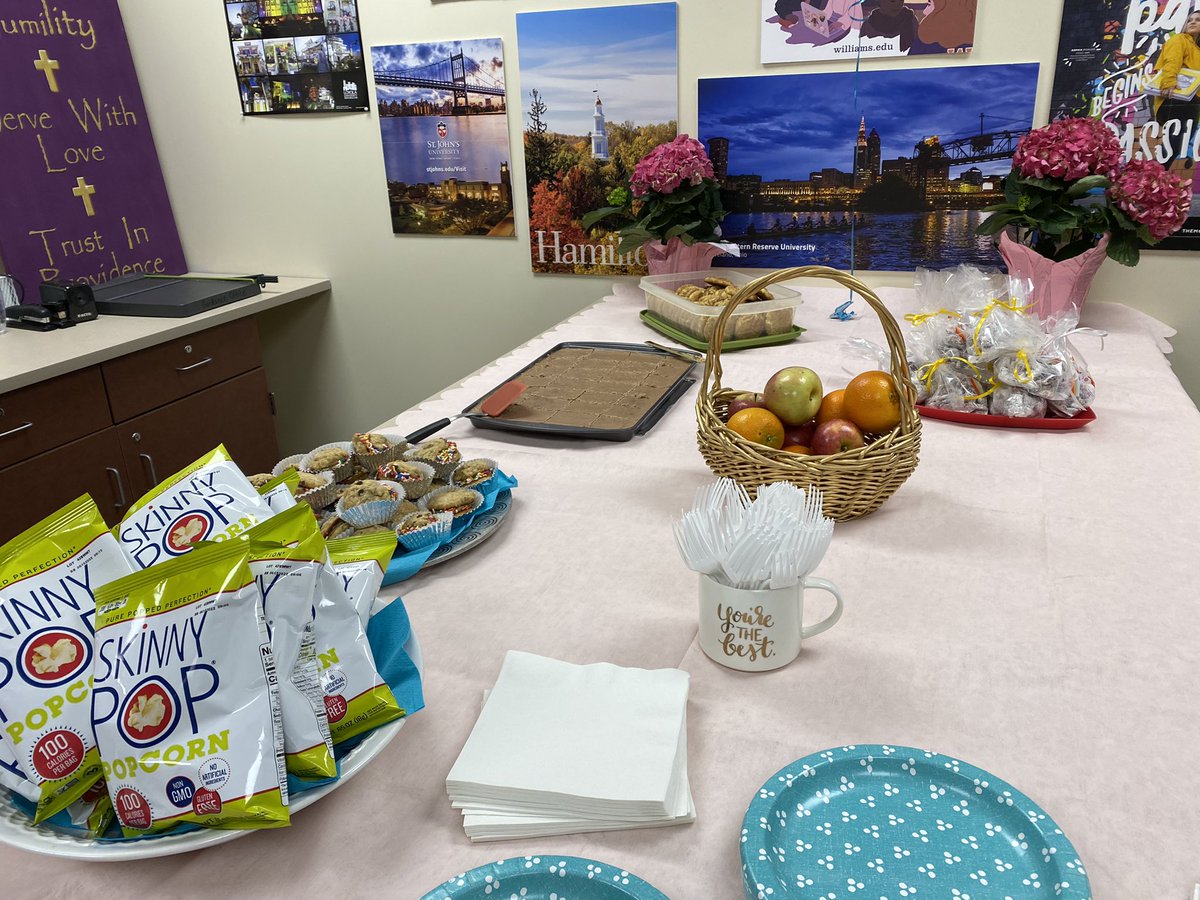 GC_Counselors's tweet photo. To celebrate #NSCW22 and being better together with faculty and staff our department has brought in treats as a thank you for being partners in serving our students! @GuerinCatholic we’d love if you pop by today to chat for coffee, treats, and conversations! https://t.co/pq0VQXV7tF