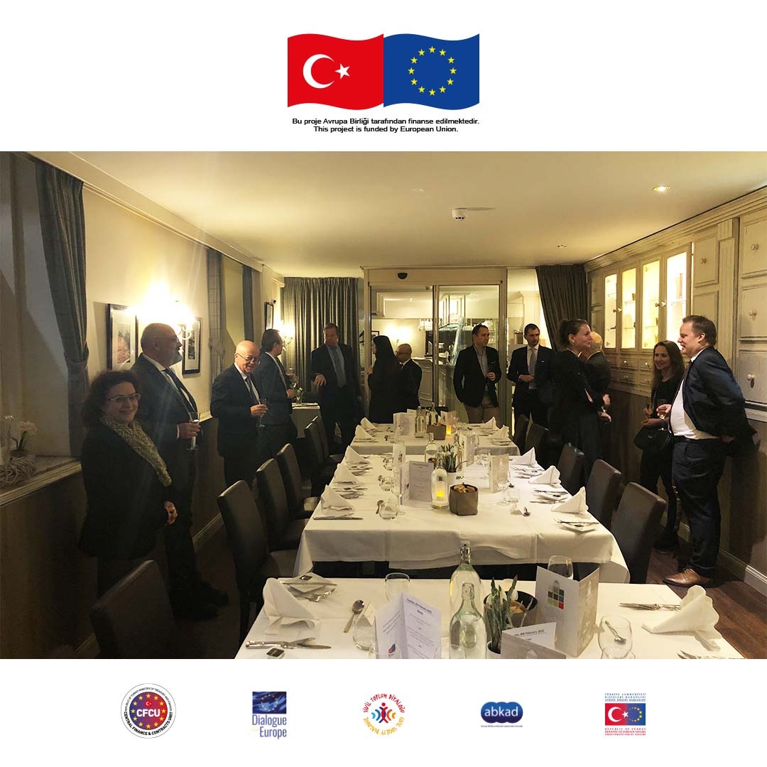 Sivil Toplum Diyaloğu (VI) çerçevesinde sürdürülen "Göç ve Güvenlik Alanında AB ve Türkiye Arasındaki Diyaloğun Güçlendirilmesi” Projesi kapsamında ABKAD heyeti akşam yemeğinde bir araya gelindi.