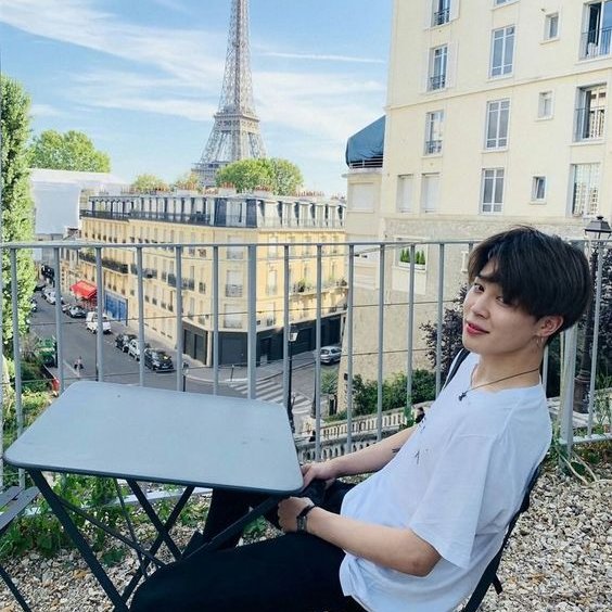 Park Jimin is so hot forever! tweet media