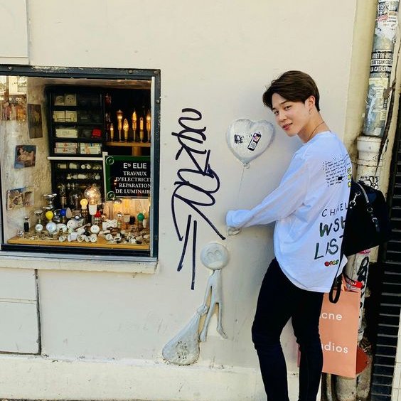 Park Jimin is so hot forever! tweet media