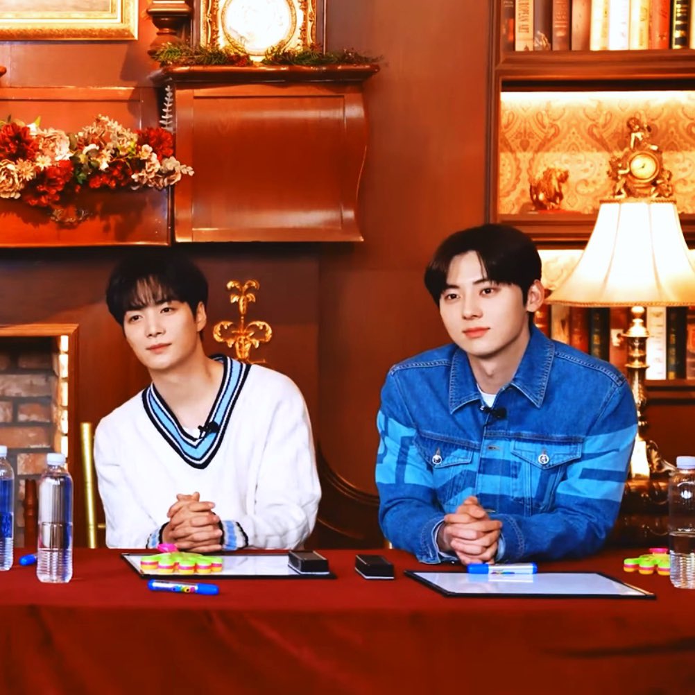 2HTIME's tweet photo. nu point of view ep.03 
2hyun sync 💯 
#NUEST #JR #민현 https://t.co/Z0WZmVB7GG