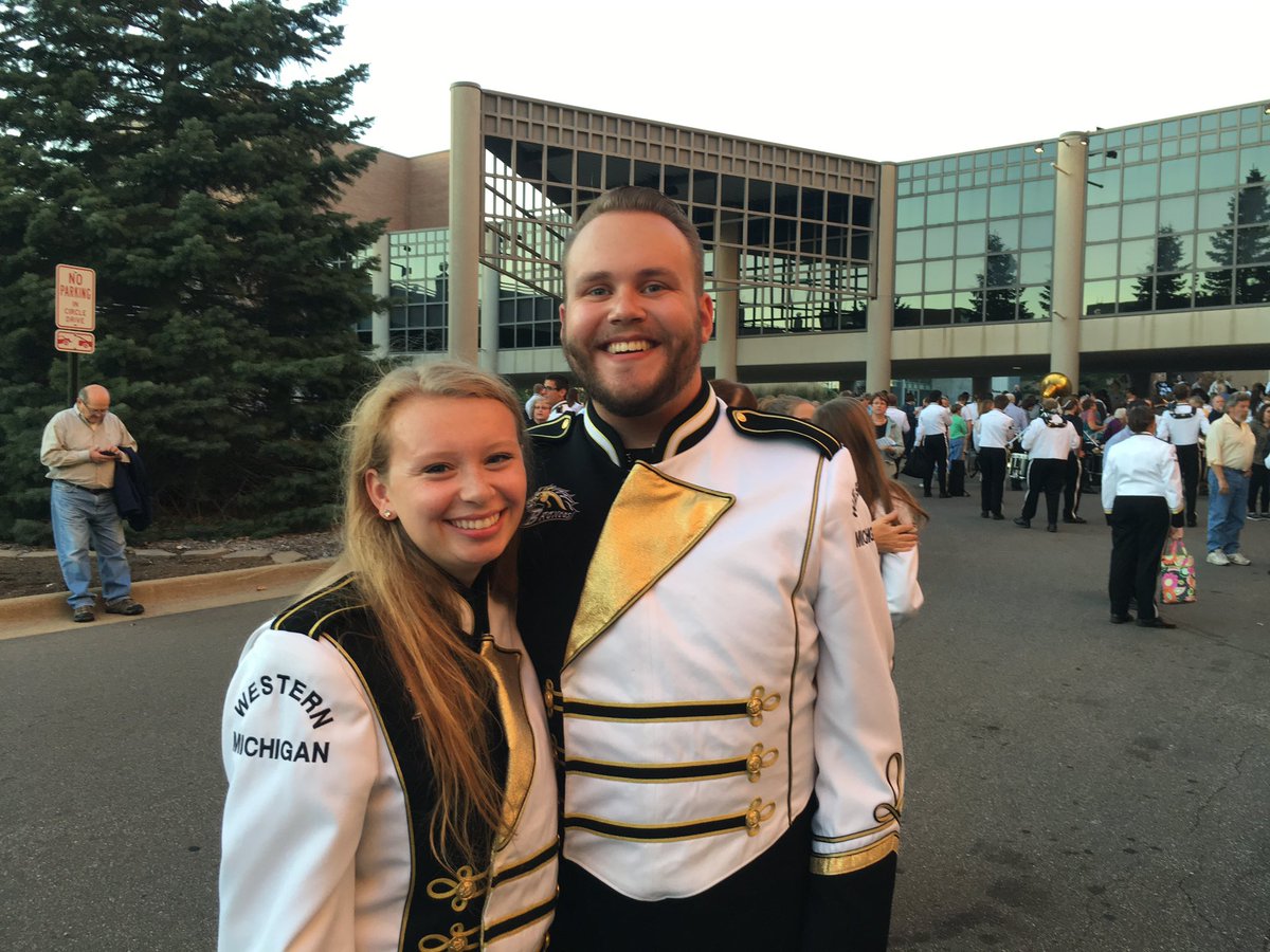 AllisonHowa35's tweet photo. @WesternMichU We met on our first day of freshman year Bronco Band Camp 2014. We got married in June 2021. ❤️ @JakeKlinck #WMULoveStory https://t.co/piiCIiiamP