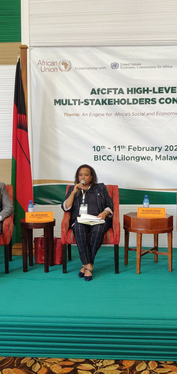 saro_au's tweet photo. "What is good for women is good for everybody" CEO for CoMESA Federation for Women @NegashRuta speaking on financial access to women with regards to #AfCFTA #Agenda2063 #Onesinglemarket #HighlevelMultistakeholdersConference https://t.co/SVvMW0Ndwb