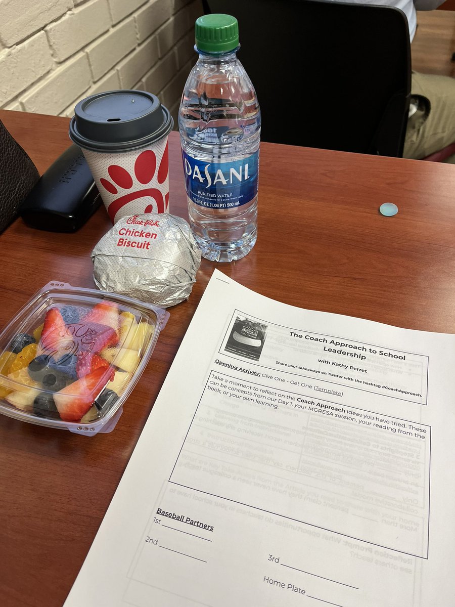 TonyFoy4's tweet photo. #Leadership #Learning & #Chicken! It’s going to be a great day!
#TheCoachApproach #SCCPSS #ProfessionalGrowth https://t.co/5DVgnGBmop