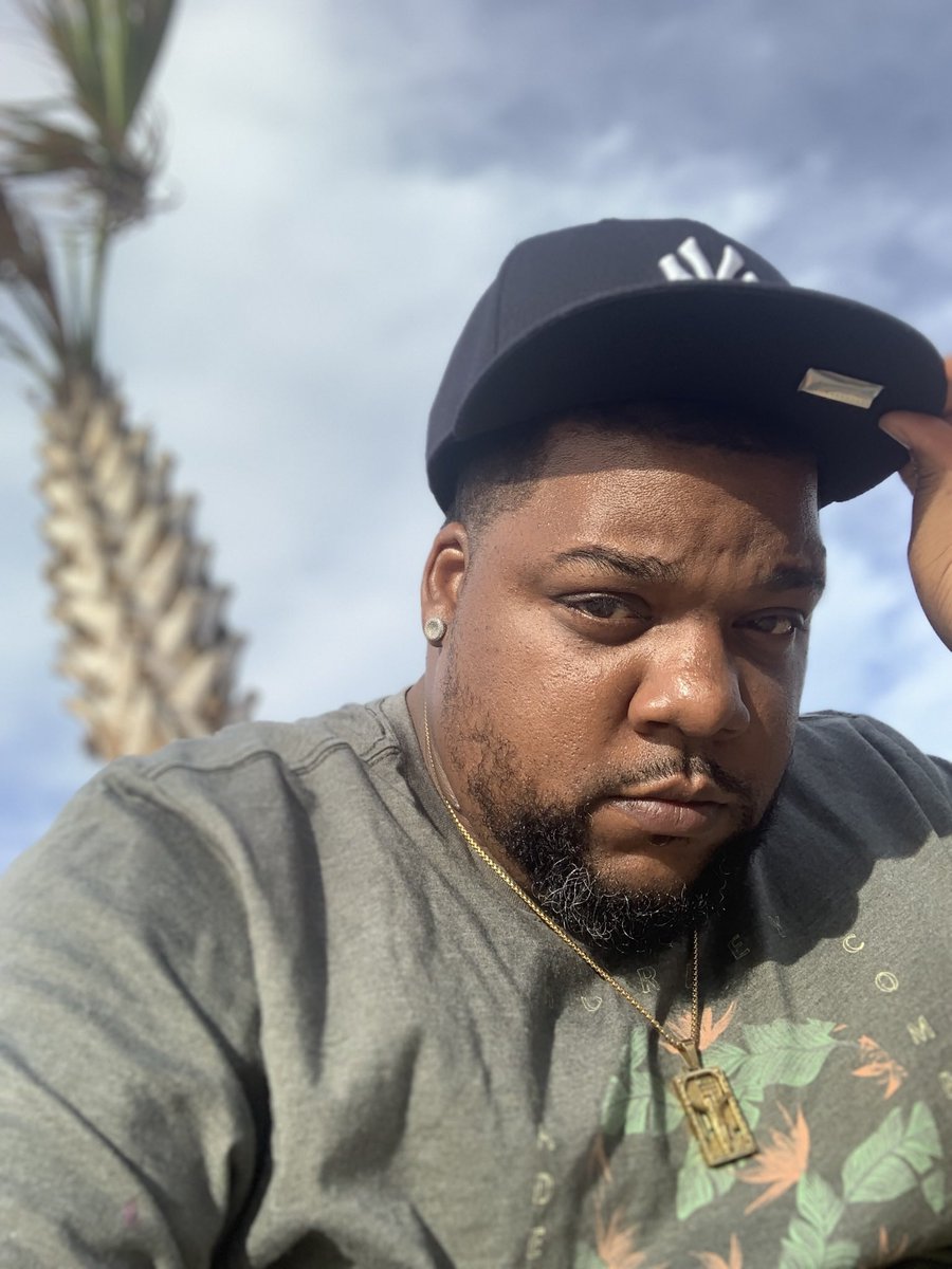 CoachKey3's tweet image. Get to the business