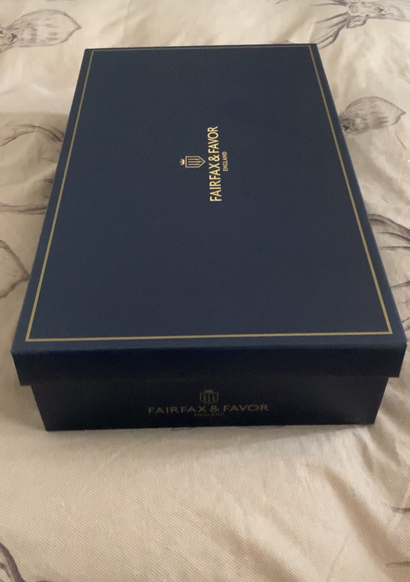 cj_pompey's tweet photo. It feels like Christmas today! After the end of a very tough, gruelling month both mentally and physically, I decided to treat myself! My god I’ve bloody earned it! 🙏🏼🤪👢🏇🏽 #CheltenhamFestival #fairfaxandfavour #treatyoself #ivfchapterclosed #hellonewchapter https://t.co/Fn4yKvHEnv