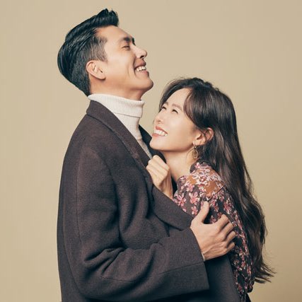 yejinsws's tweet photo. Hyun Bin has seen Son Yejin with short hair, medium length hair, long hair and NOW he will finally be able to see her with gray hair 😭❤️

CONGRATULATIONS ON THE MARRIAGE MY LOVES https://t.co/rde0YFWNTi
