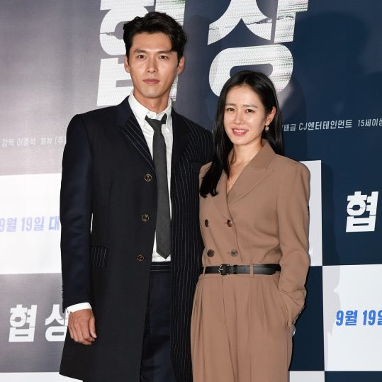 yejinsws's tweet photo. Hyun Bin has seen Son Yejin with short hair, medium length hair, long hair and NOW he will finally be able to see her with gray hair 😭❤️

CONGRATULATIONS ON THE MARRIAGE MY LOVES https://t.co/rde0YFWNTi