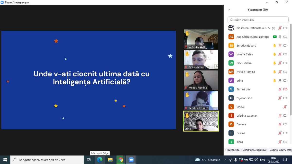 BiblioNationala's tweet photo. Formatoarea la sesiunea interactivă Ana Sârbu a ghidat #elevii in lumea 🌐 Inteligenței Artificiale #ArtificialIntelligence Jurnalista a discutat cu tineri lucruri complicate simplu și cu pasiune !
https://t.co/Y510pJNYBj
#SaferInternetDay @safeinternetday #SID2022
🇲🇩#BNRM https://t.co/bVx6WmR3Nc