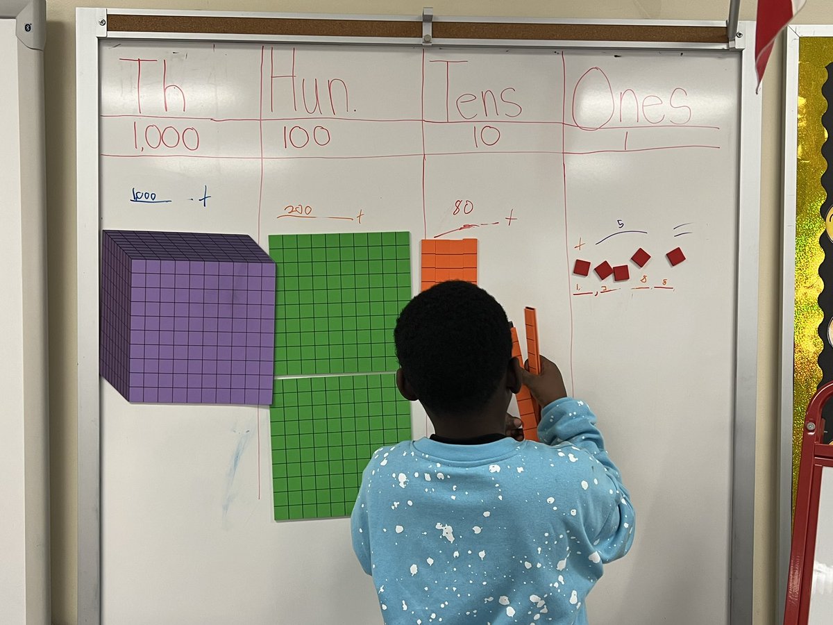janetdnuzzie's tweet photo. Woohoo! It’s exciting to see tools (base ten blocks &amp; place value charts) that support the #PISDMTSS efforts in our #PISDMathChat classrooms! Thank you, Ms. Oinonen (Pearl Hall ES) Mathematicians learn &amp; grow together! https://t.co/f3ZJJ0hwcS