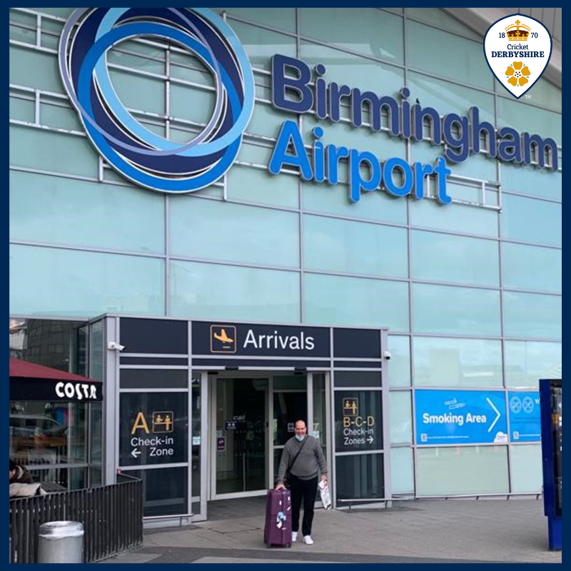 DerbyshireCCC's tweet photo. Spot the difference 👀

#OneClubOurCounty
#WelcomeMickey https://t.co/bp5HDp4dgn