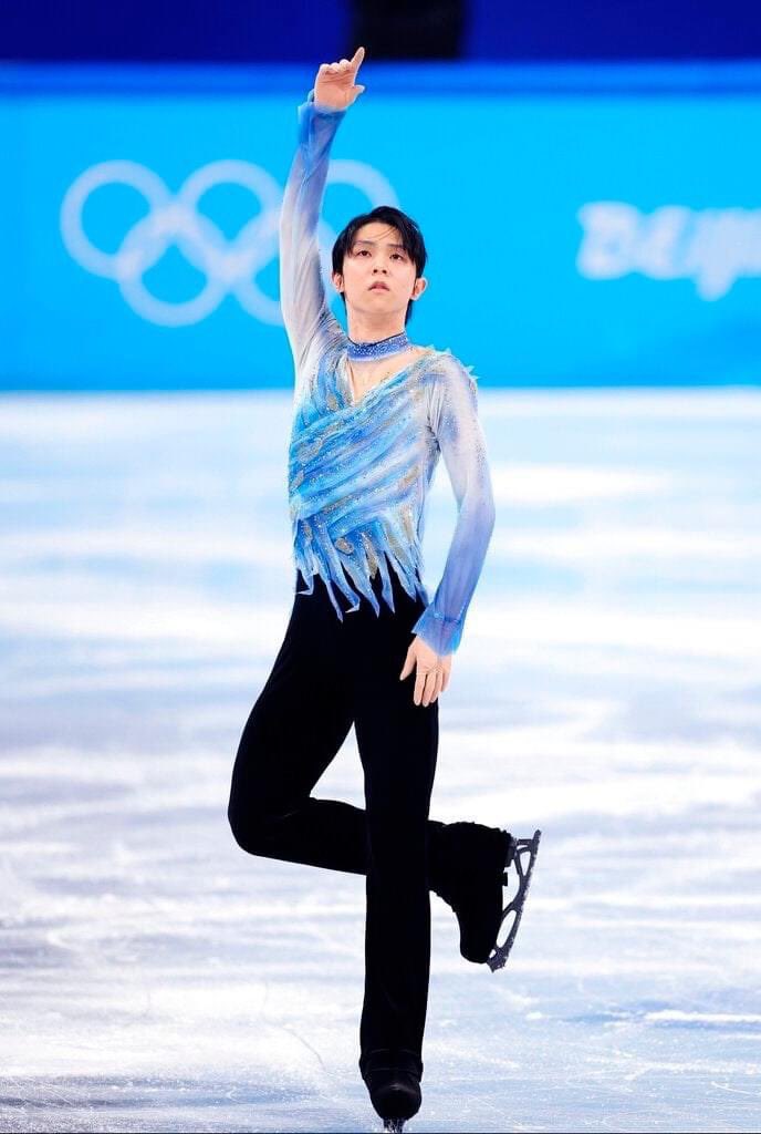 sssay1610's tweet photo. Two-time Olympic champion, #YuzuruHanyu from Japan is the world's top-notch skater. He became the first skater in history to execute the quadruple axel (4A) on the international stage at Olympic Beijing 2022. #羽生结弦 #JapanFacts #JapanFact #sharingJapan #Japan #Japanese https://t.co/aOjt6MtZ4J