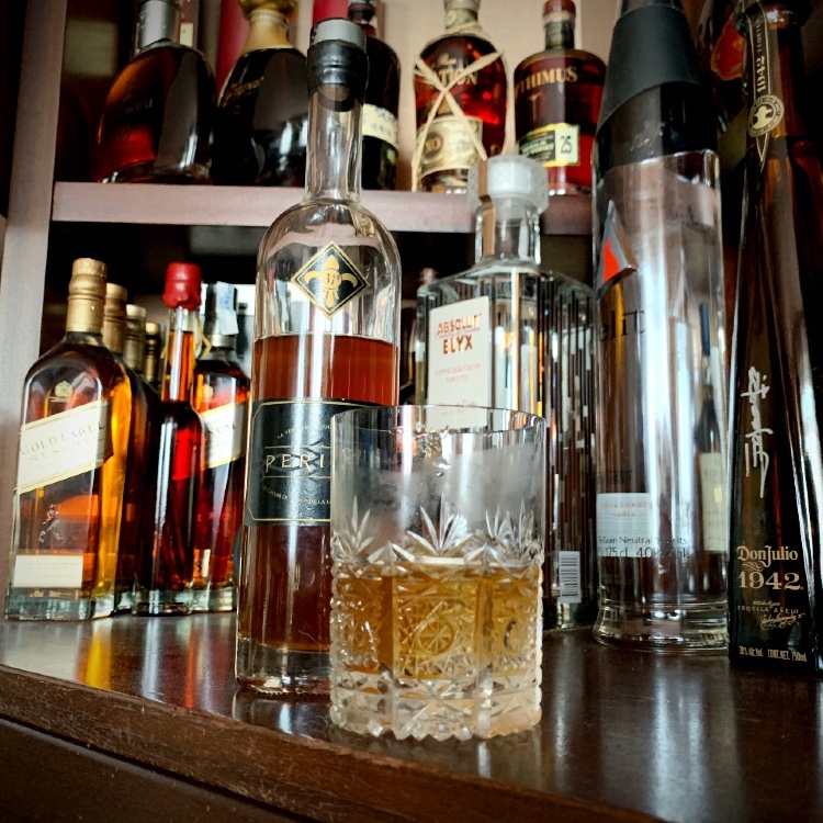The rare Perique tobacco from Louisiana is sometimes referred to as "the caviar of tobaccos." If you haven't had a chance to try that, we've just reviewed the next closest thing -Jade Perique Tobacco Liqueur. Live now at bespokeunit.com/articles/spiri…
#bespokeunit #perique #jadeliqueurs