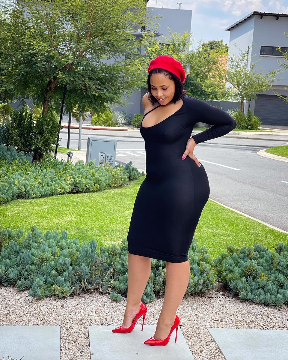 BrownMbombo's tweet photo. Imama🖤♥️ https://t.co/8L4eDN3lnN