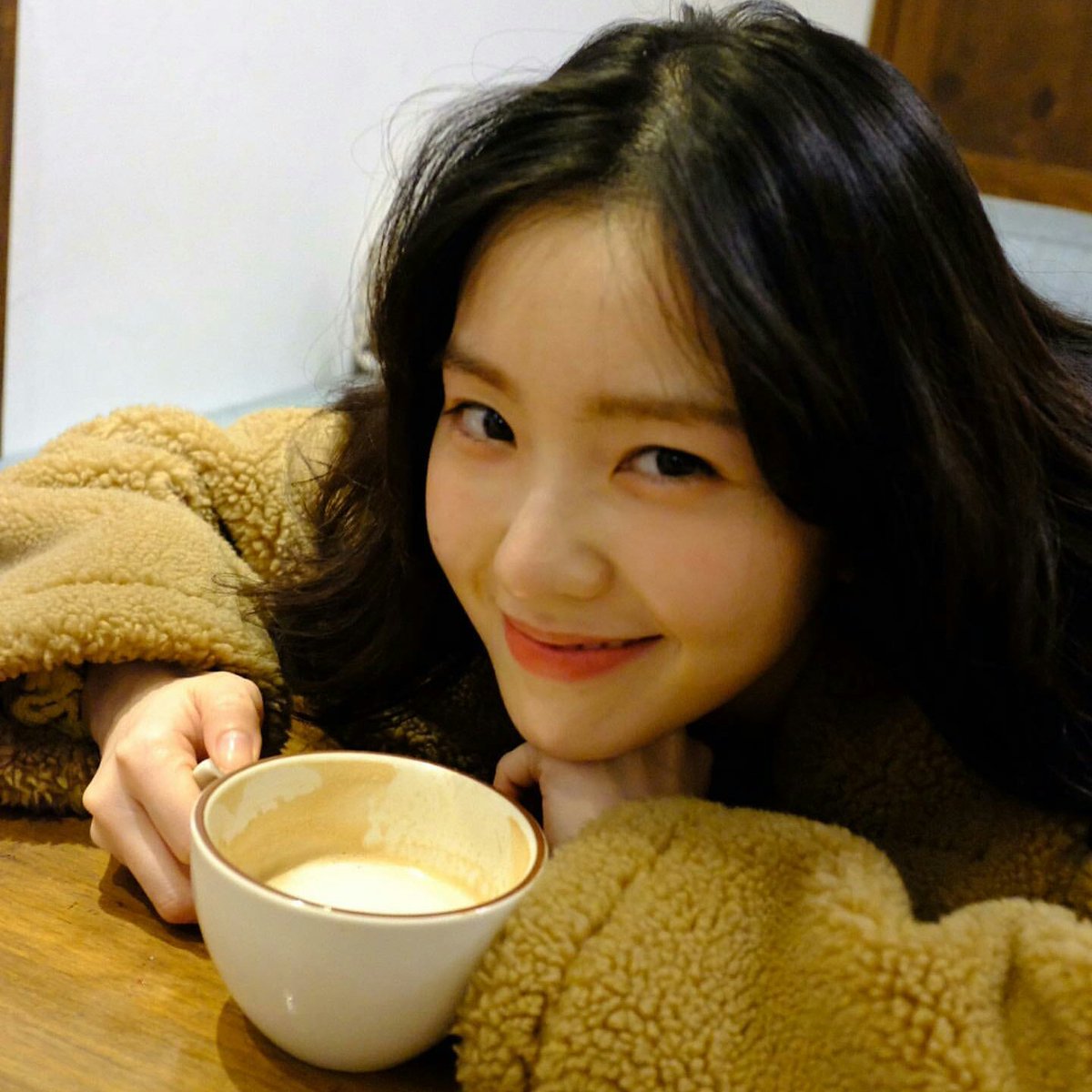 logtaga_rv's tweet photo. baby seulgi                            ang baby 
                                                ni seulgi https://t.co/VCTS2pyDSA