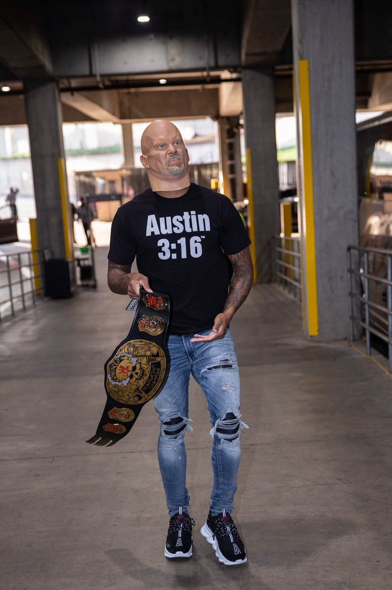 WinningDat's tweet photo. The Knicks have become a late suitor for Damian Lillard.  Lillard wishes to expand his music career in the NYC market, as well as be closer to Stamford, CT for more work with @WWE.  Refer to Dame at Halloween: https://t.co/QQakJPKJMB