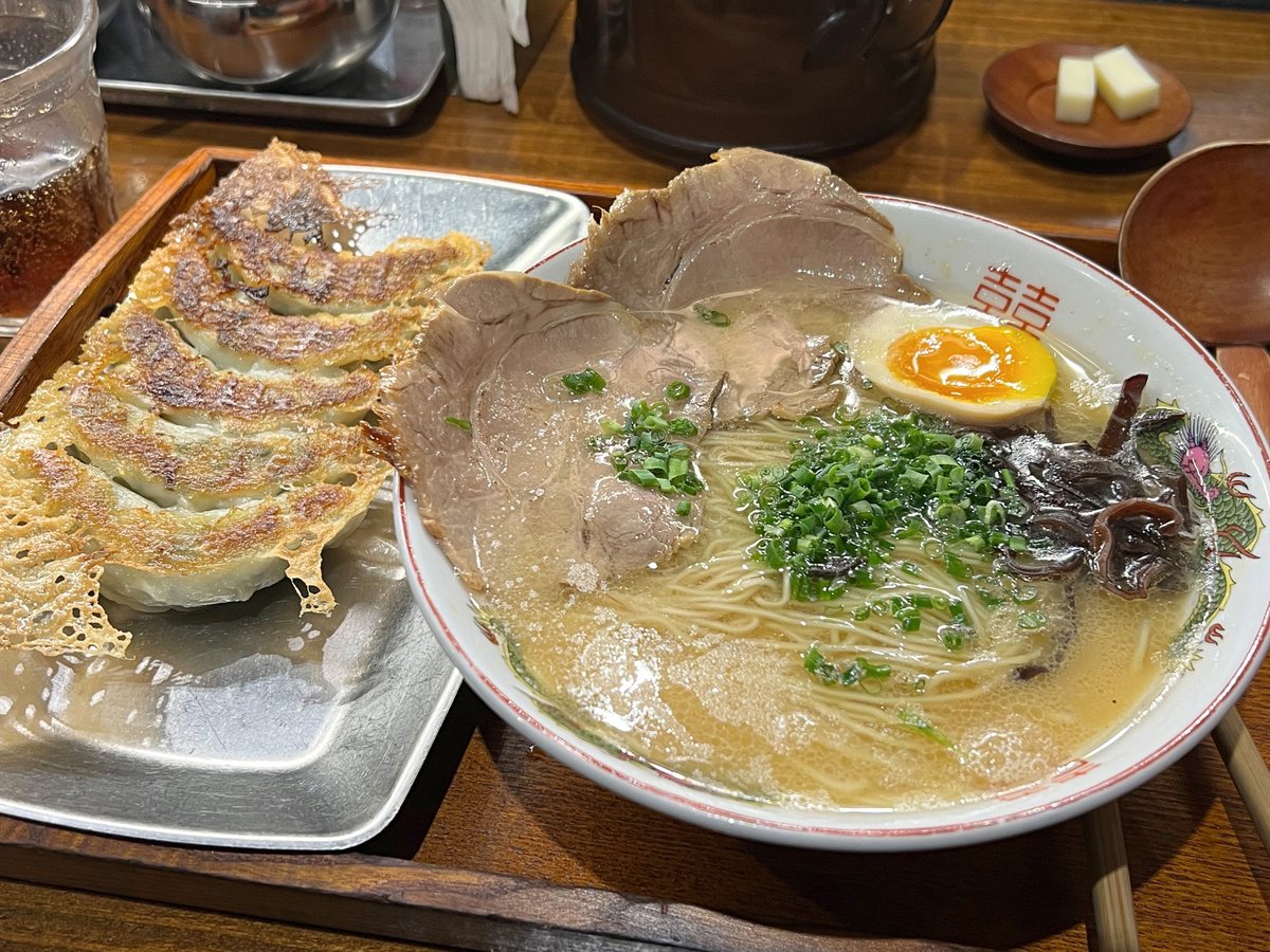 migolove_'s tweet photo. 저는 부산 정말 먹으러 왔거든요 https://t.co/SJG9qgyONO