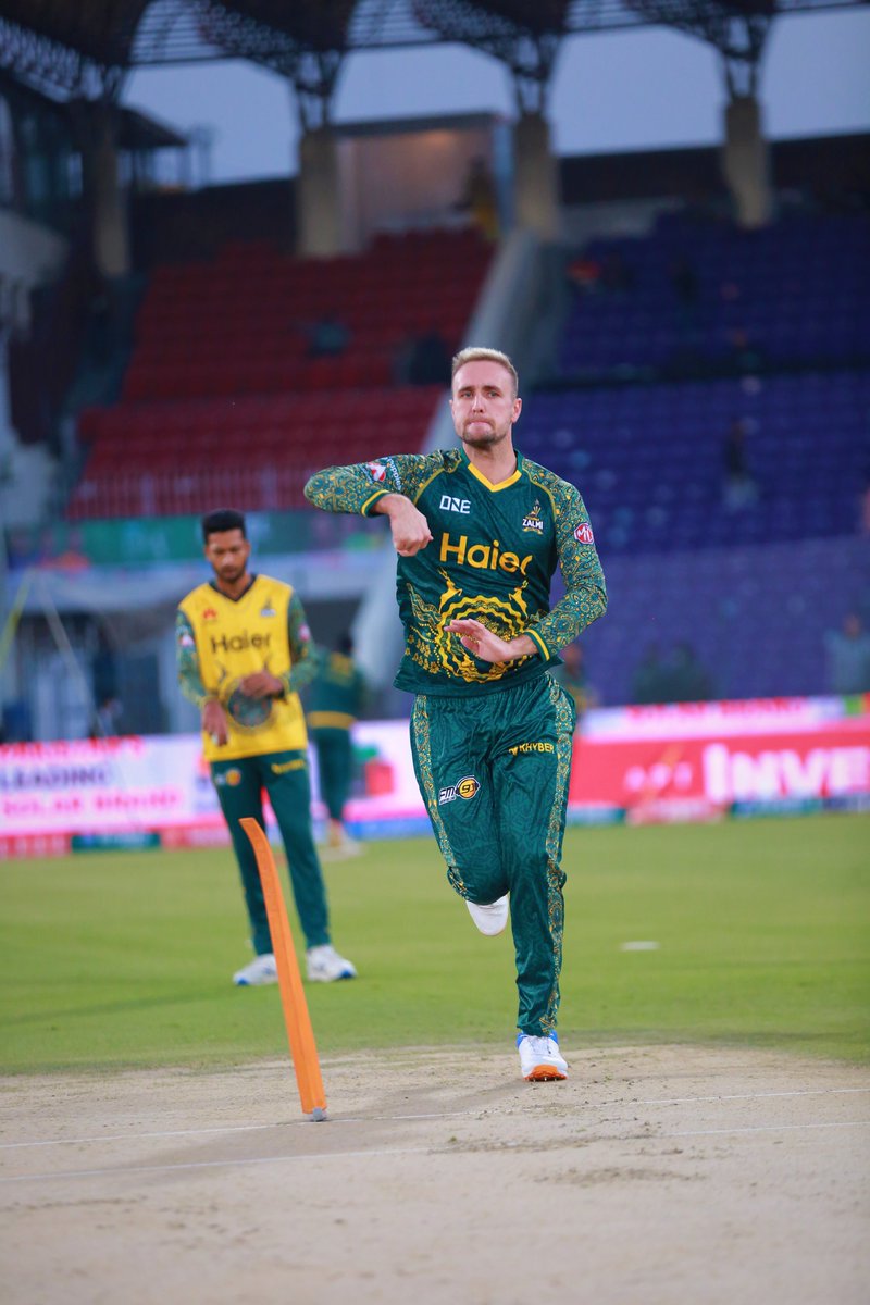 PeshawarZalmi's tweet photo. ZALMI FANS!
THE WAIT IS OVER 😍
LIAM LIVINGSTONE IS IN THE LINEUP TONIGHT ⚡️
@liaml4893
#AayaZALMI #YellowStorm #YellowIsTheColor #Zalmi2022 #HBLPSL7 #LevelHai https://t.co/UTVsqRvulR
