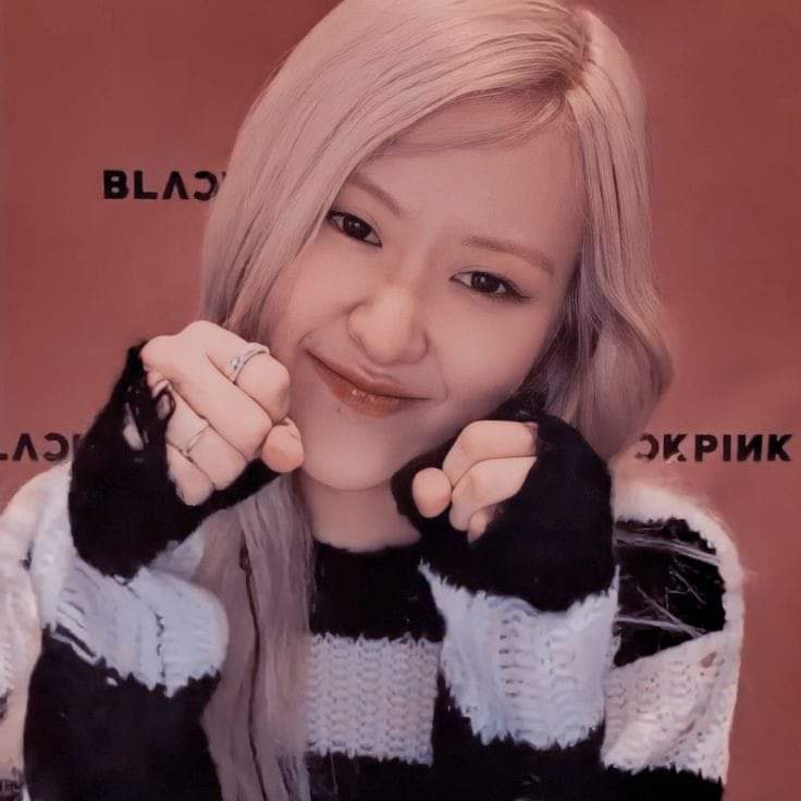 If you see this twister, I hope you are always happy and peaceful with your family
HAPPY HALF FIFTY ROSÉ 
#OurRockstarROSÉDay 
#봄의시작_채영아_생일축하해