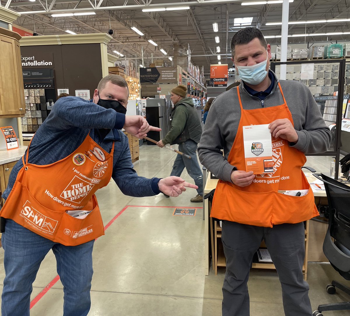 SASM Mark getting his Silver award! Awesome job, Mark 👏👏👏<a href="/THDGorski/">John Gorski</a> <a href="/John_Lerch/">John Lerch</a> <a href="/MeganTorresD104/">Megan Torres</a> <a href="/HD3888/">Ashland Home Depot</a>