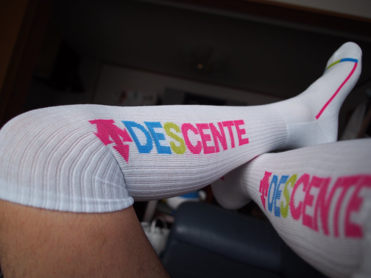 この派手さはデサントバレーソックス最高傑作だと思う