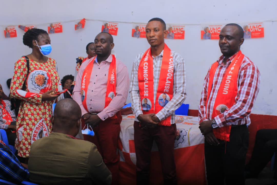 AuguyKambamba's tweet photo. L'aigle ne fuit pas la tempête mais il s'en sert pour prendre de la hauteur @eustacheMuhanzi @franck_tag @MichelMoto1 https://t.co/QwibbxUHGL