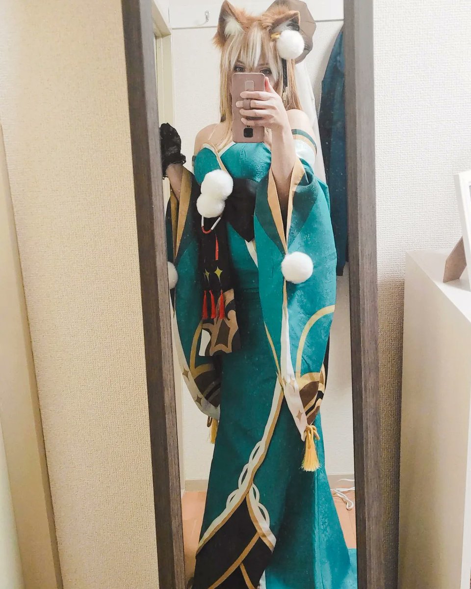 MayumiReena's tweet photo. Ms Hina Genshin Impact Cosplay 🦊🧡Costume: @Lardoo_cos 
#コスプレ #cosplay #GenshinImpact #cosplayer #コスプレイヤー https://t.co/CYEkrvoUV8