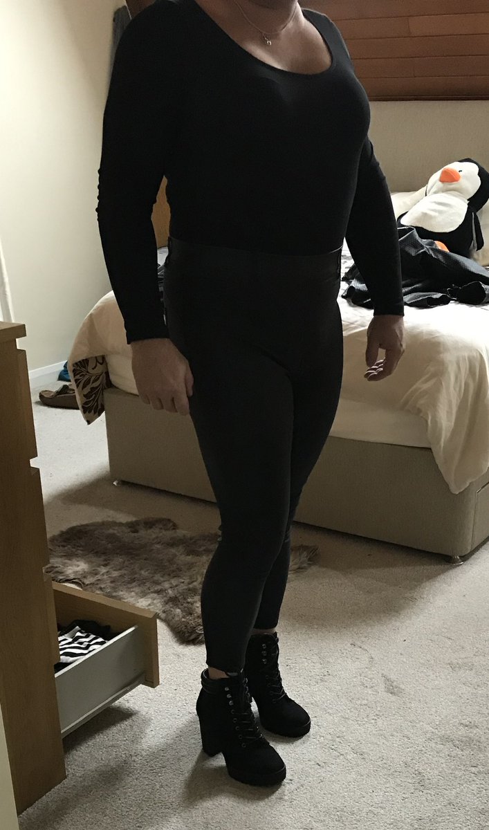 ChloeMaddison40's tweet photo. https://t.co/OIu5QAqt5S
