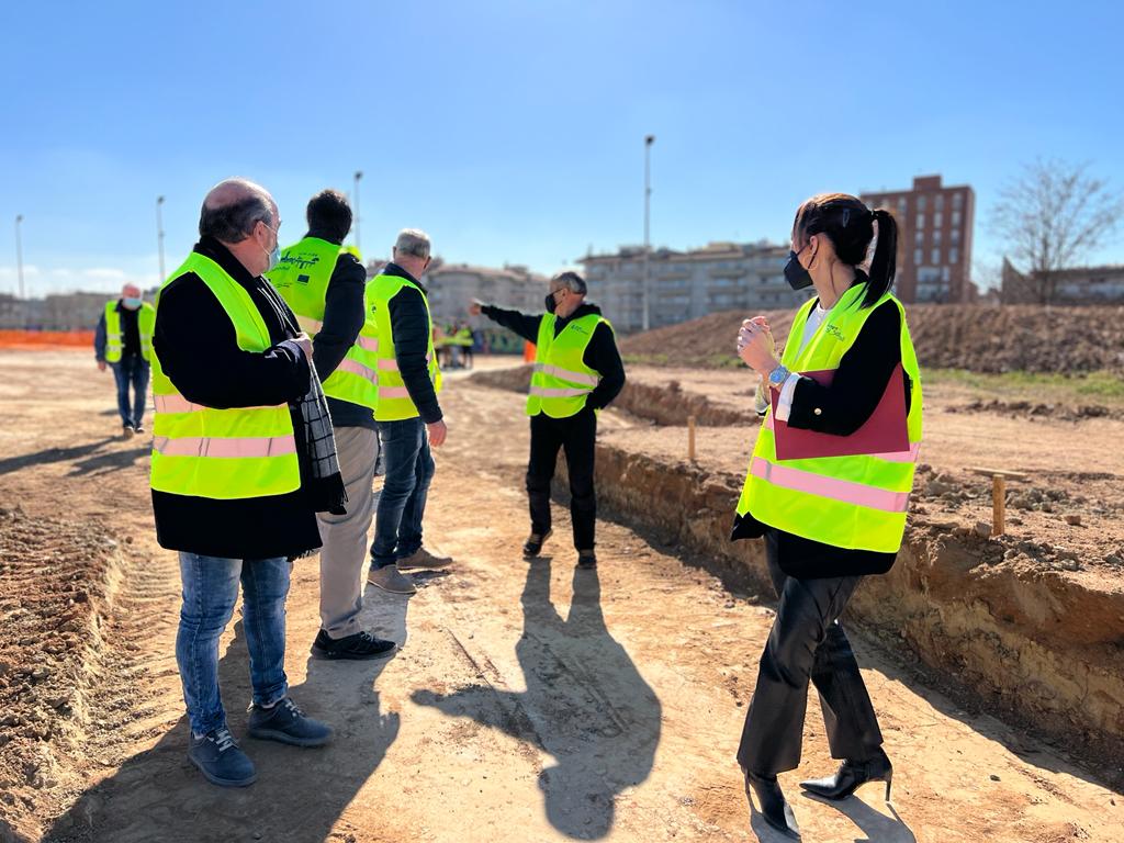 socmartafarres's tweet photo. Al #ParcDelNord amb @parcdelnordsbd i comprovem que el nou corredor verd avança. Està entre Can Deu i Can Puiggener, passant per la Plana del Pintor i el Torrent del Capellà

👍76.000 m2 🟢
👍570 🌳 nous
👍Espais de passeig
👍Mobiliari i jocs infantils

#Sabadell https://t.co/n8aHcnWEvm