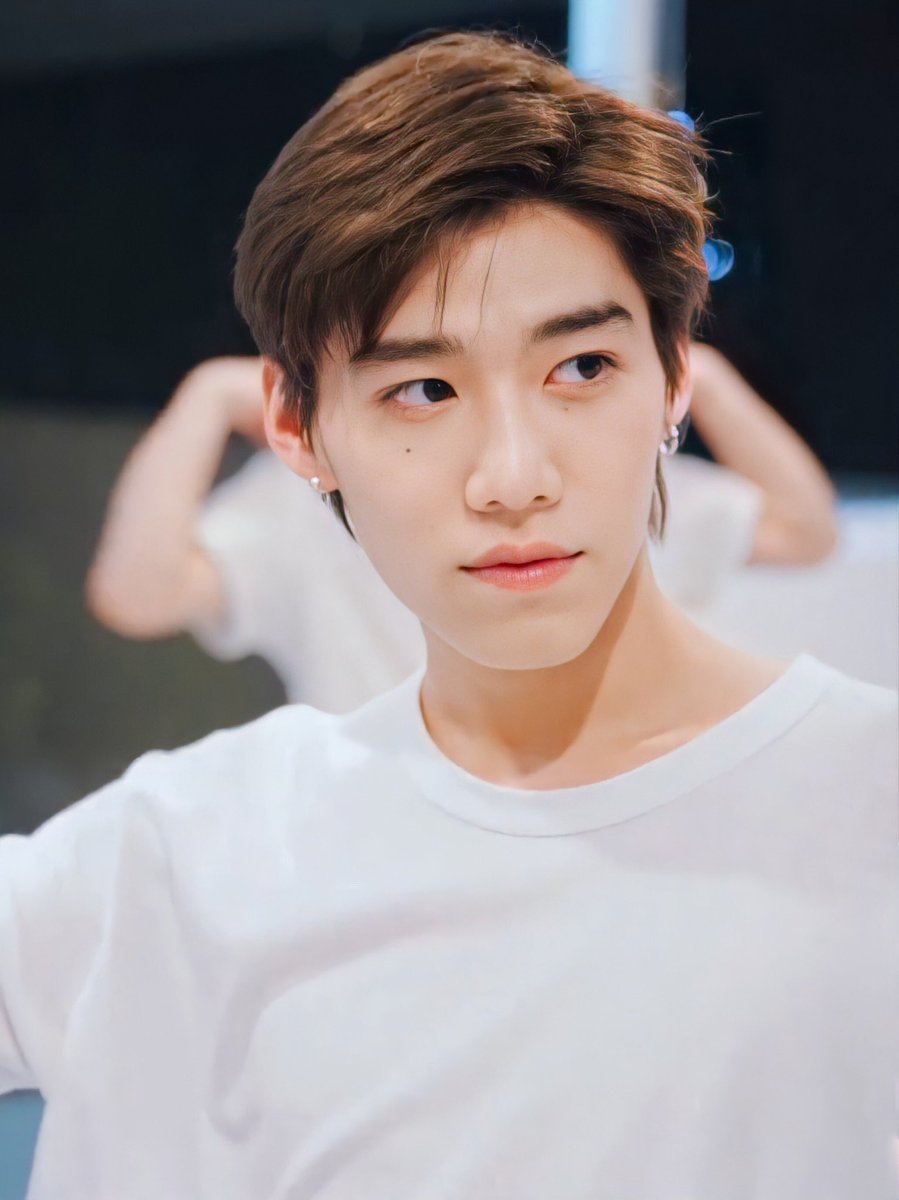 teletublerr's tweet photo. เหมือนแฝดแจมินเลยคับ 🤲🏻 https://t.co/doSsLgzkWu