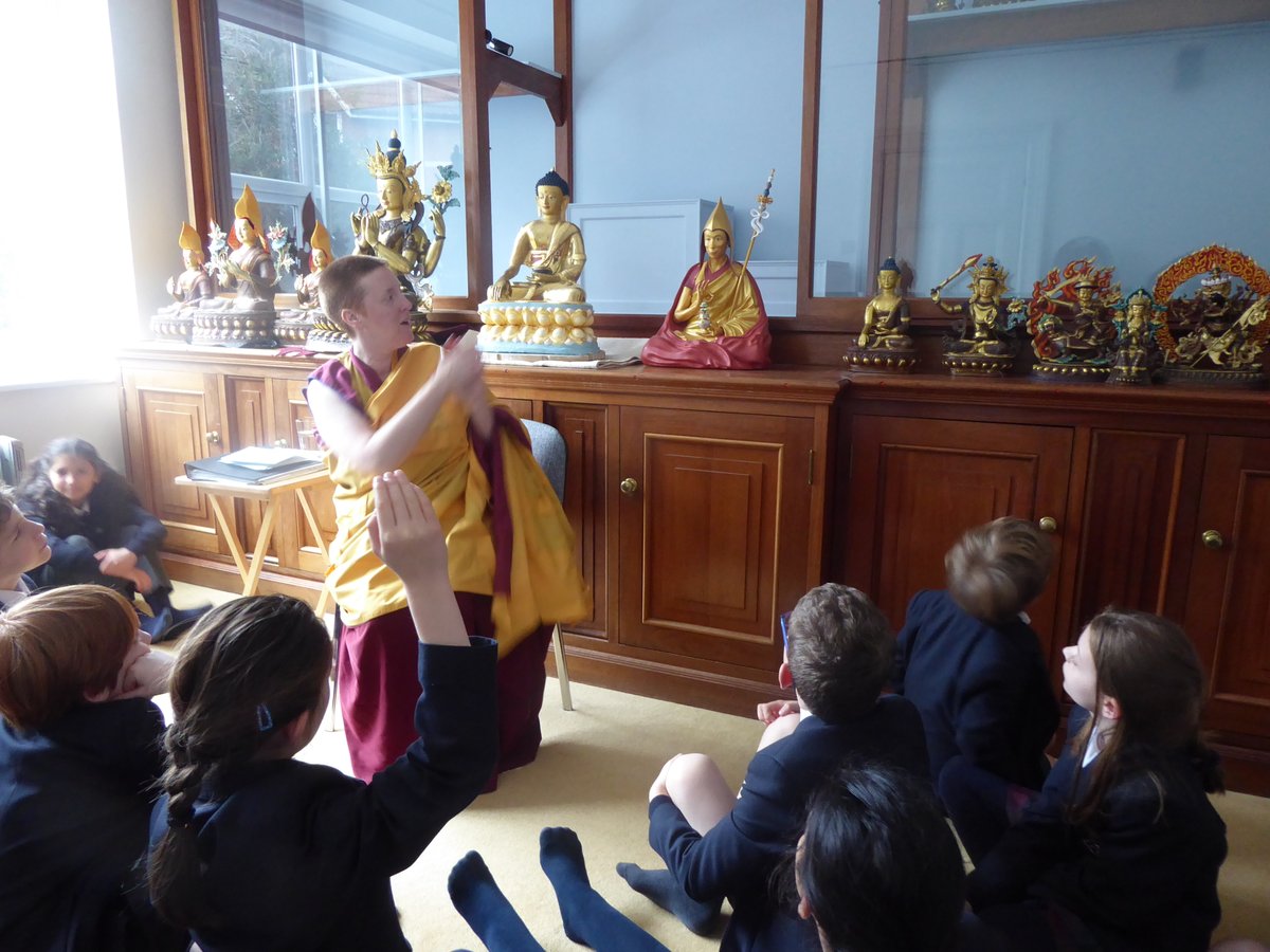 KESBathJunior's tweet photo. Year 4 enjoyed their trip to the Buddhist Centre this week, where they learnt about the story of the Buddha as well as practising some meditation. The trip was linked to Year 4's current RS topic on Buddhism.
#KESBathExplore #KESBathJnrLearning https://t.co/JKr4eDI4fy