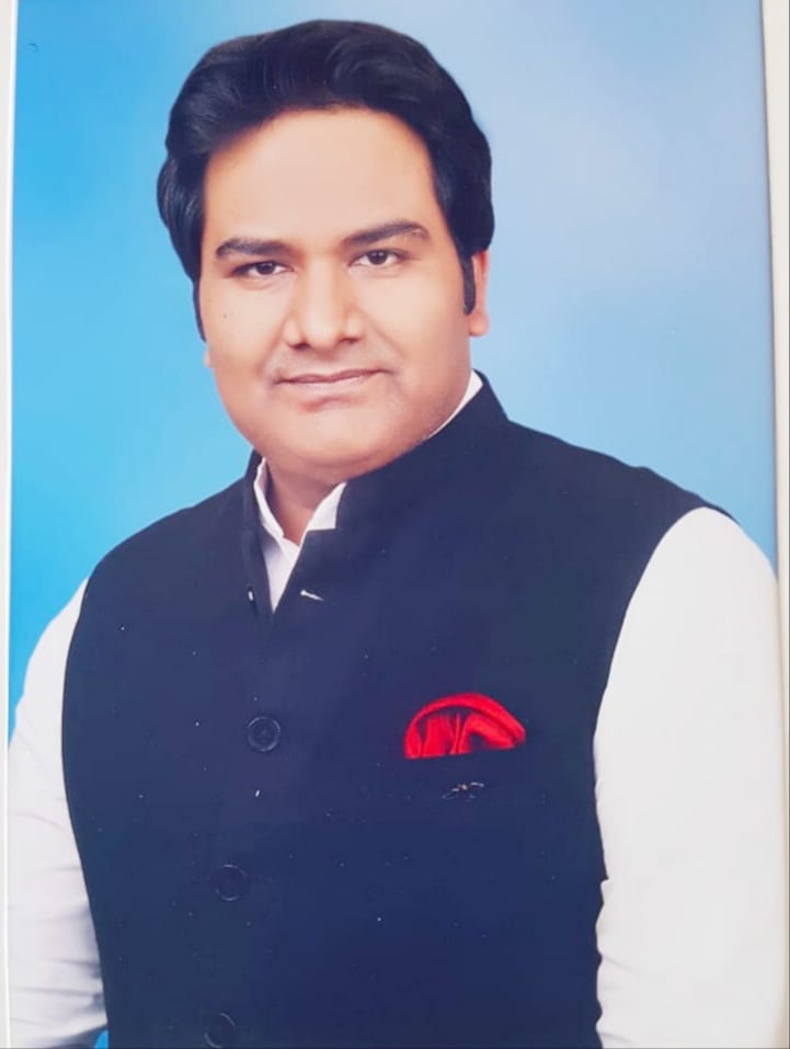 Vishakha8126 tweet picture