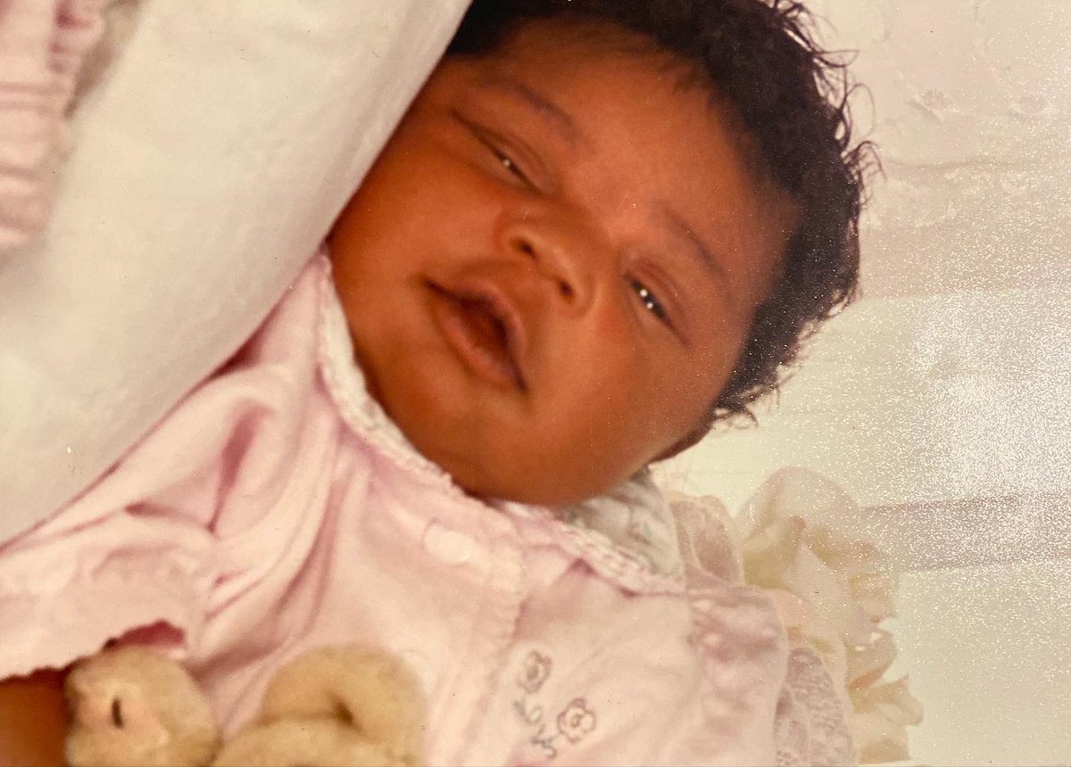 GSU_WBasketball's tweet image. It’s SENIOR WEEK and we would like to honor this amazing young woman for her contribution to the team!!
Can you guess who this senior is?💙

#OurCity | #FamilyByCHOICES