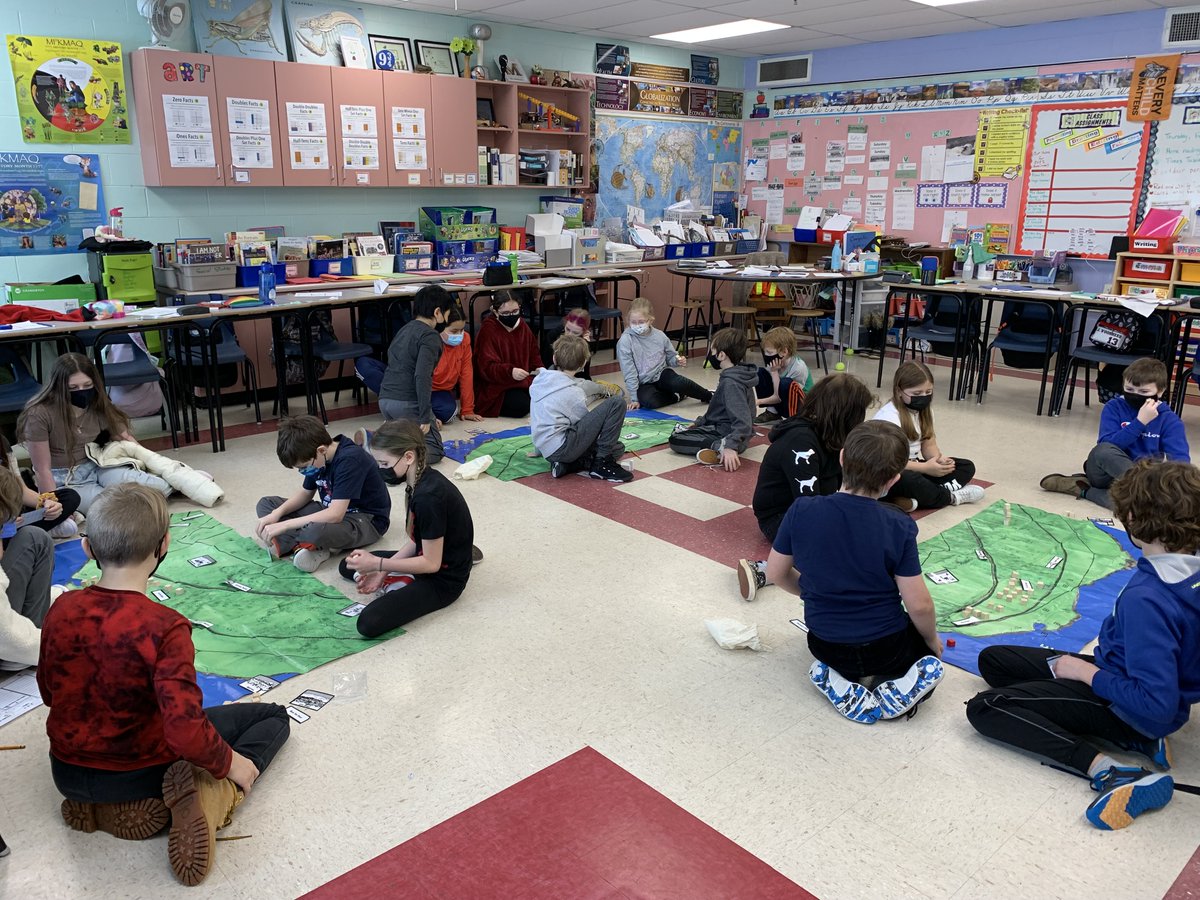 MountainviewEl2's tweet photo. Ms. MacLean's class learning abour Africville.  @CBVRCE_NS https://t.co/geUByuBIWA