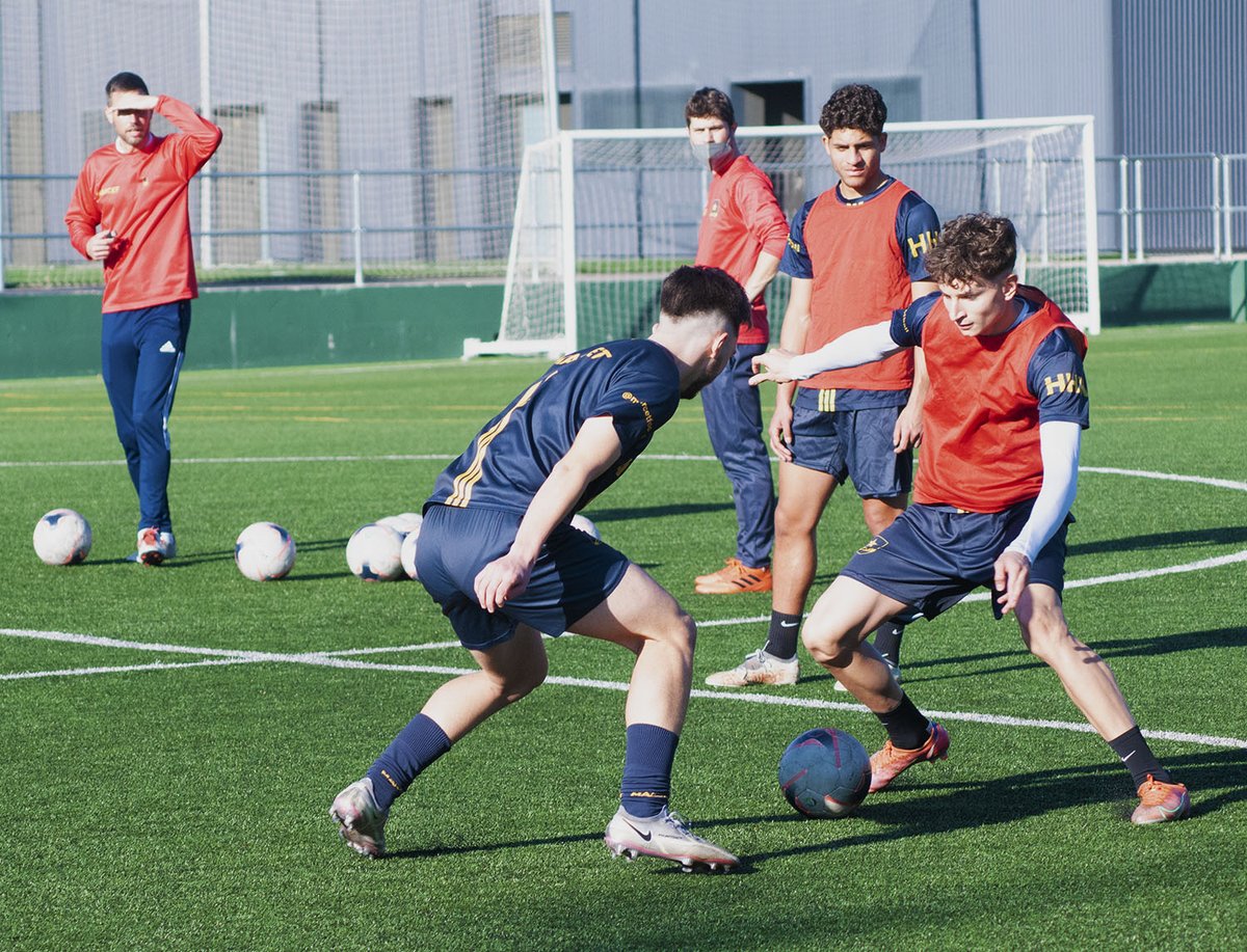 marcetfootball's tweet photo. #ProgramaProfesional #MPEP #Barcelona https://t.co/t6fiMsgMUw
