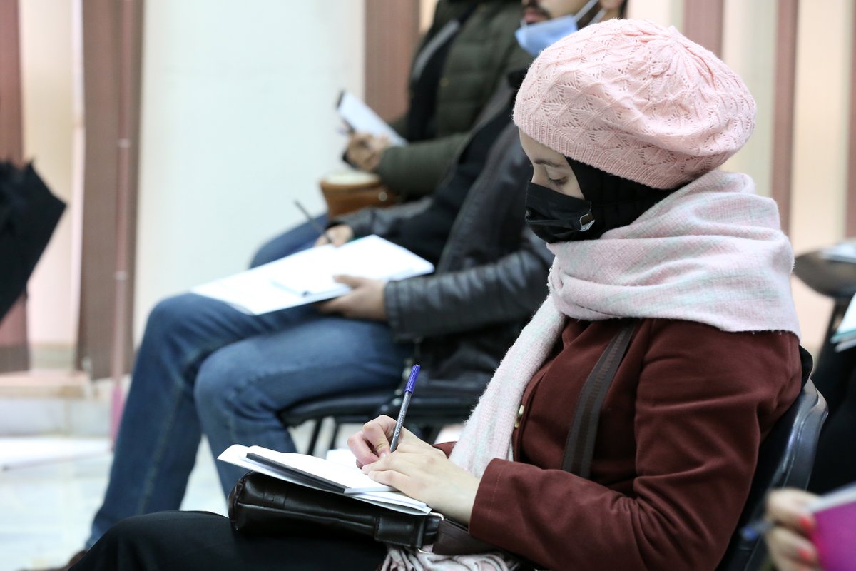 KAFDJordan's tweet photo. جانب من الجلسة الحوارية التى تم عقدها في محافظة عمان الأولى ضمن مشروع حواريات الاصلاح والتى تضمنت نقاشات حول مخرجات اللجنة الملكية لتحديث المنظومة السياسية واهمية المشاركة الشبابية.
#رأيك_بعمل_فرق #مستمرون_في_تحقيق_التنمية #الاردن https://t.co/KNw5aS9XIk