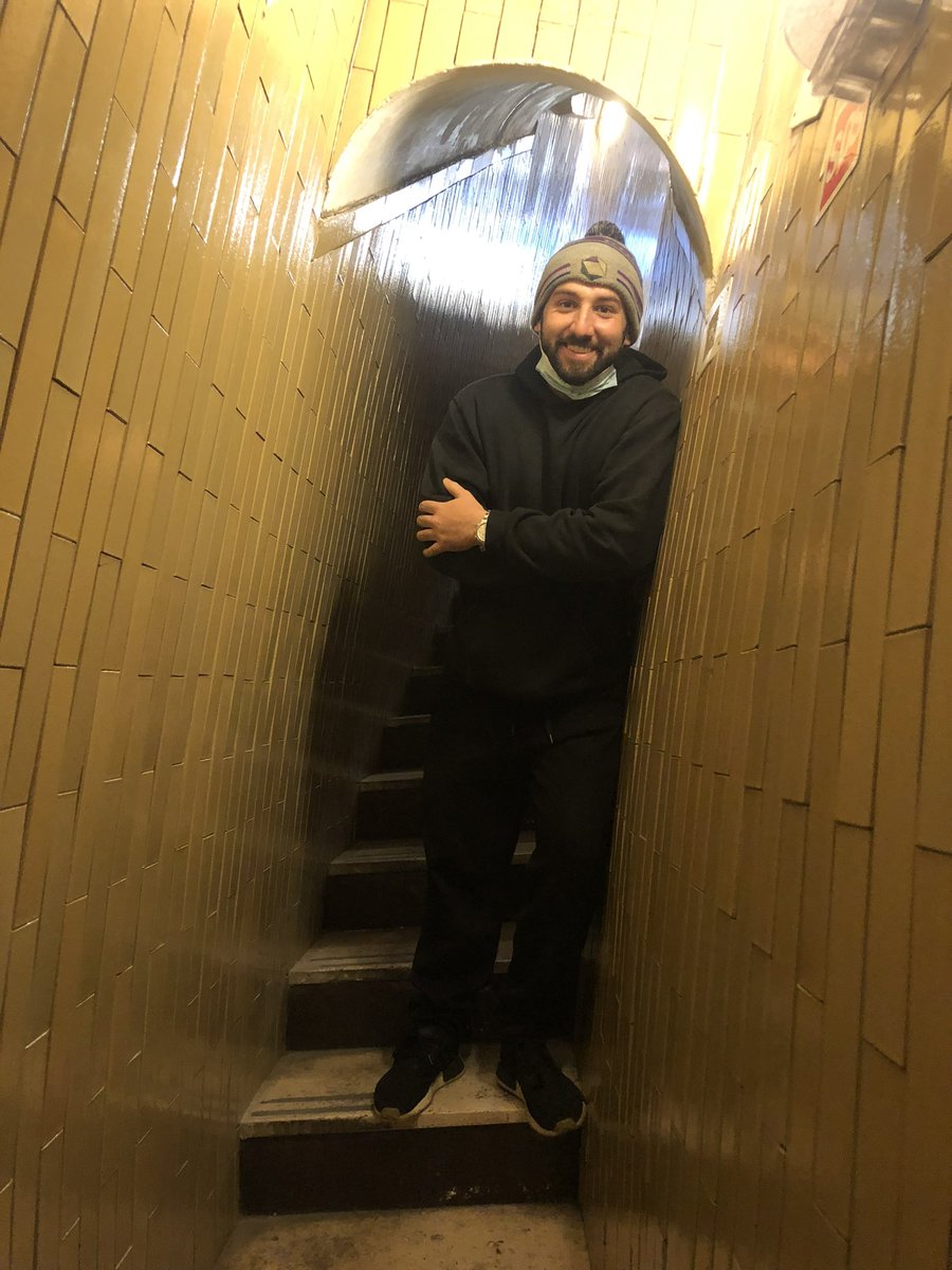 Bcubed_EK's tweet photo. Better late than never… #ekhat went to Europe at the tail end of 2021! My EK hat was fortunate enough to see the Basilica (Vatican), the astronomical clock tower (Prague), and Park Guell (Barcelona)!! https://t.co/59OfZLGeGs