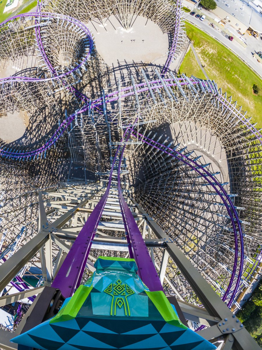 BuschGardens's tweet image. Dropping in to media day #2 🤩