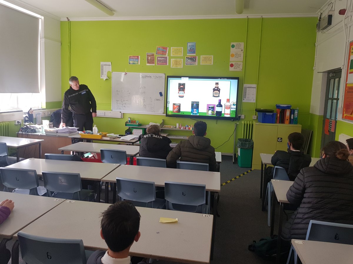 glanymorschool's tweet photo. Thank you to all the organisations who have joined us on such a successful theme day. Your enthusiasm and passion will certainly inspire our pupils to make informed decisions @DPPSchoolBeat @TilburyWales
@cwicconvert @spectrumcymru @choicescymru
 @choiceswest https://t.co/IXRKcgLM5Q