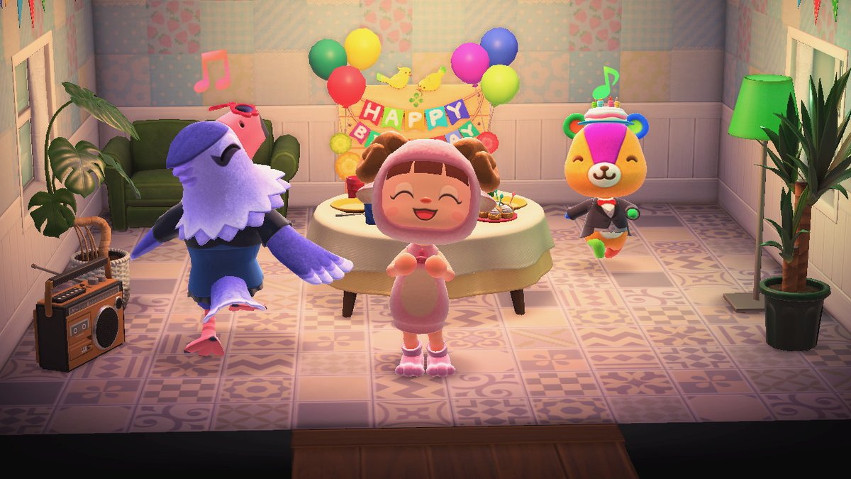 Fw3bR's tweet photo. そして今日はパッチの誕生日🥰
パッチ、おめでとう❤️❤️❤️
2日連続で大好きな住民達の誕生日をお祝いできて幸せだ🥰🥰🥰

#あつ森 #あつまれどうぶつの森
#あつ森写真部 #���ッチ #住民の誕生日 https://t.co/p79mf3GB5N